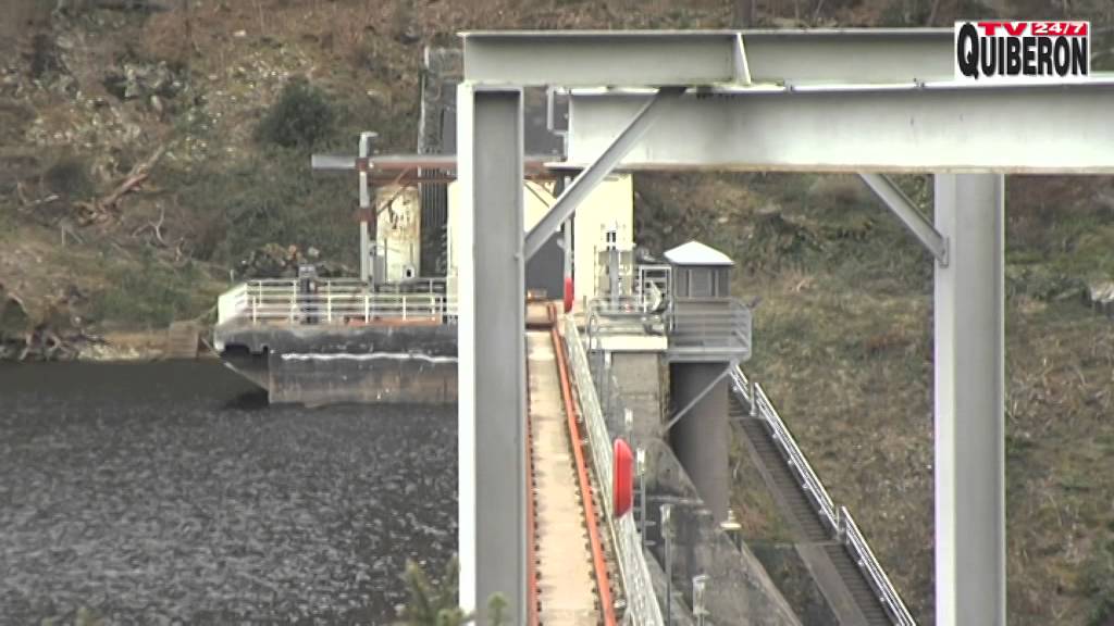 PONTIVY  🇲🇫 | L&acirc;cher d'eau au barrage de Guerl&eacute;dan |  TV Quiberon 24/7