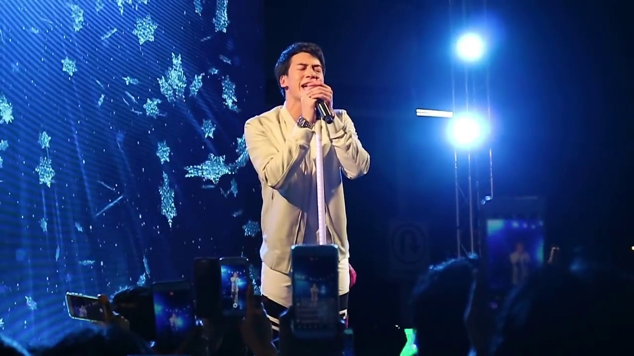 2017.09.09  Bie - เธอคือพรหมลิขิต @ โตโยต้านนทบุรี บางบัวทอง (Live)