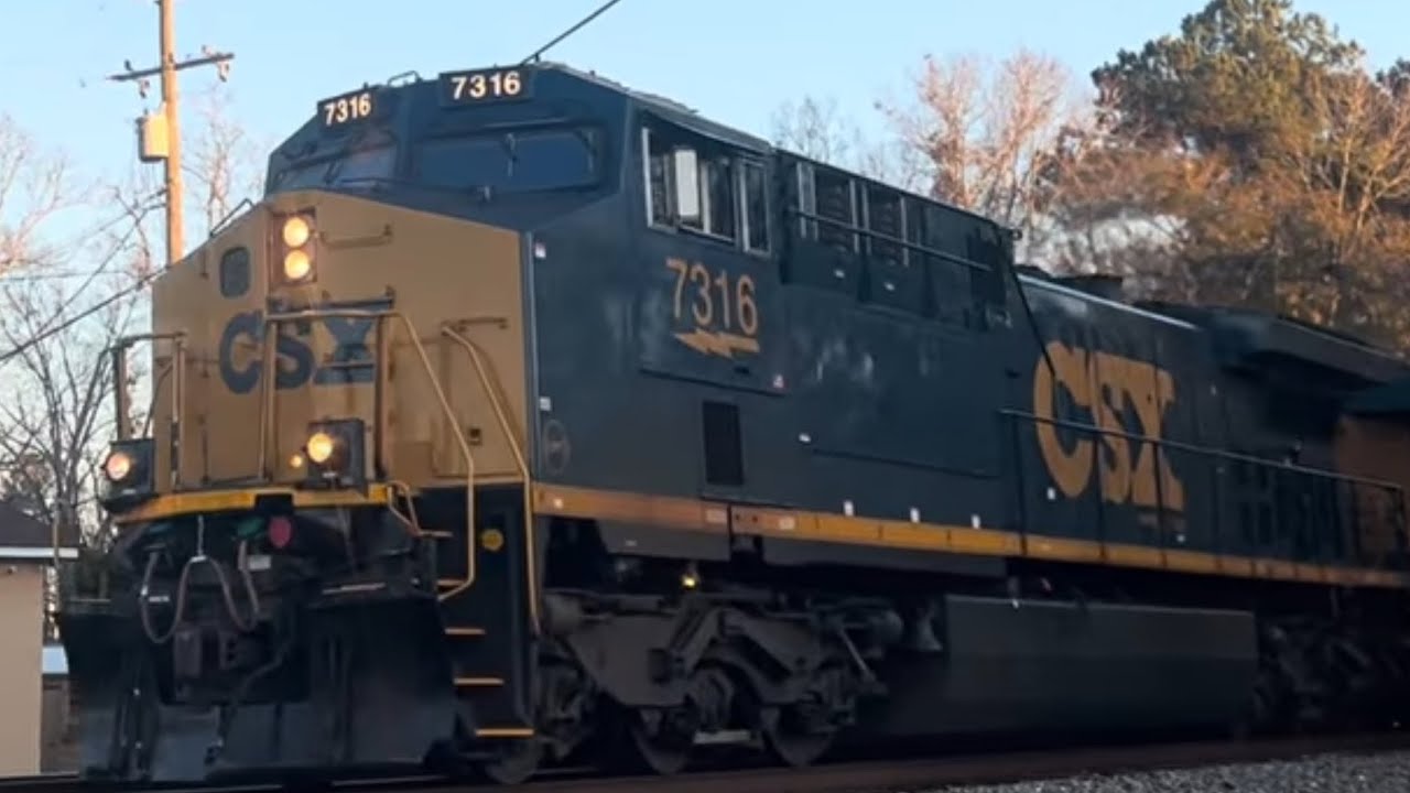 CSX M410 at over 11k feet with horn toots!! Garden City, GA 2/1/26