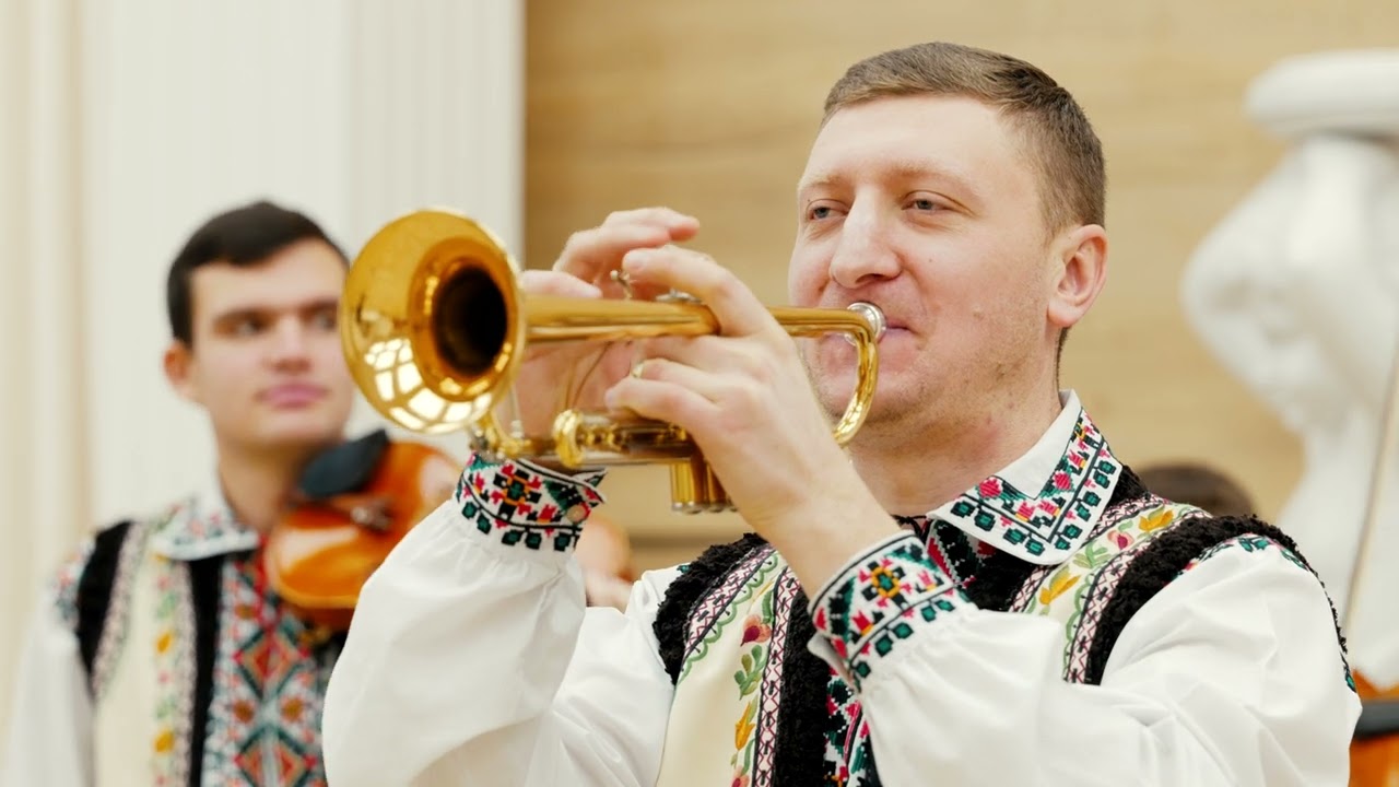 Sergiu Botezatu și Orchestra „Fluieraş