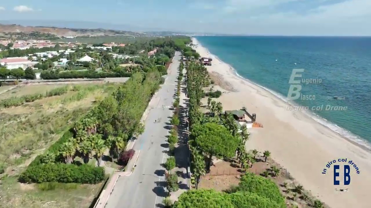Girovolando Squillace Lido - (CZ) - Calabria - Italia - Vista Drone