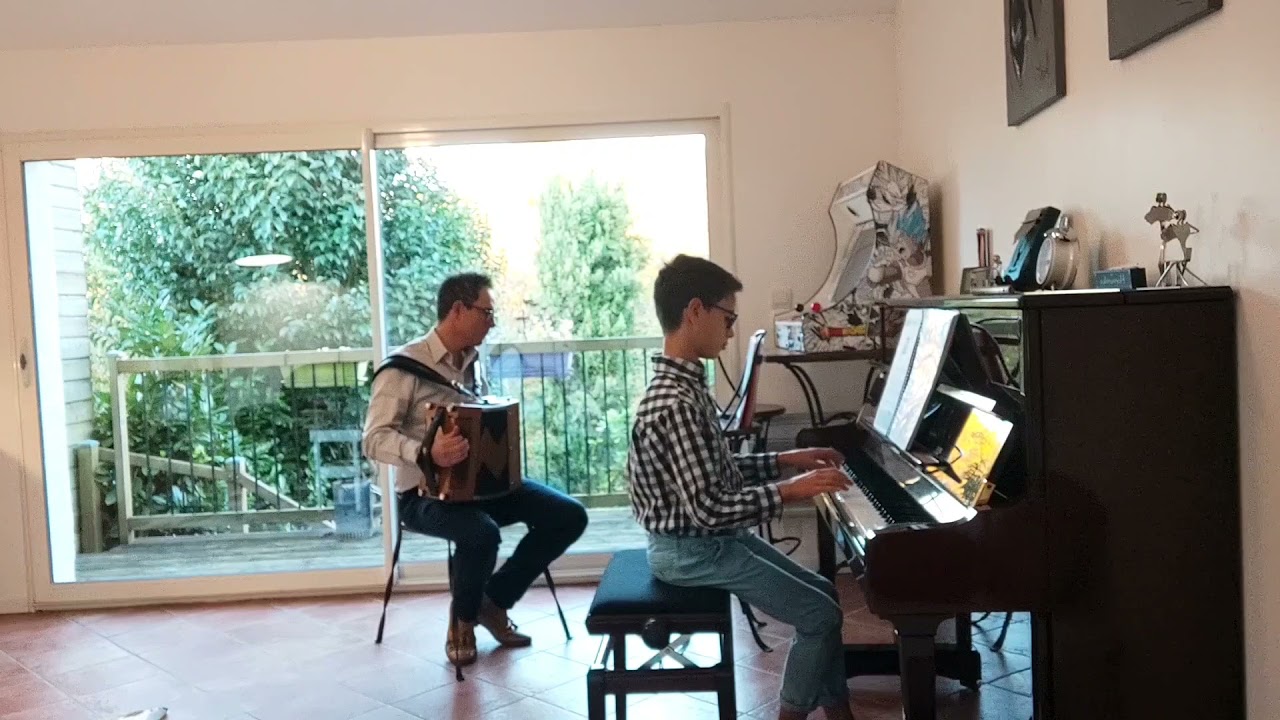 Jérusalem d'or, Yerushalayim Shel Zahav, duo père et fils à l'accordéon chromatique et piano