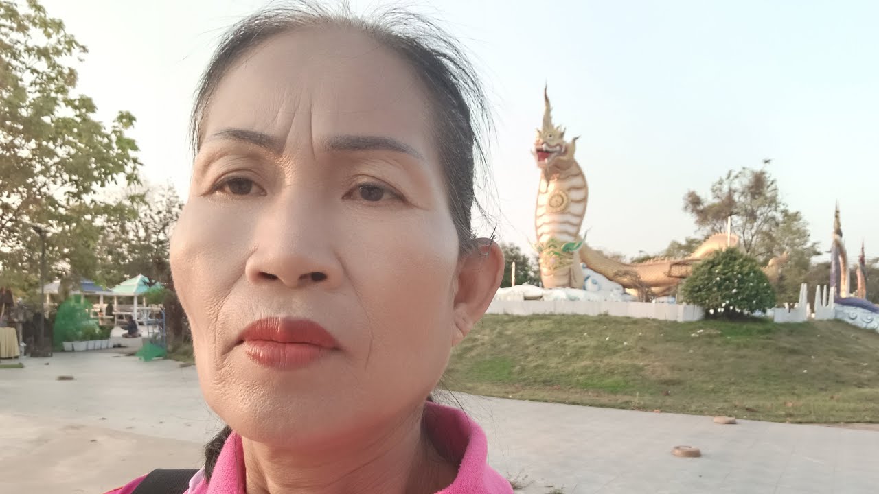 สด   เช้านี้มีใครจะต้องเดินทาง