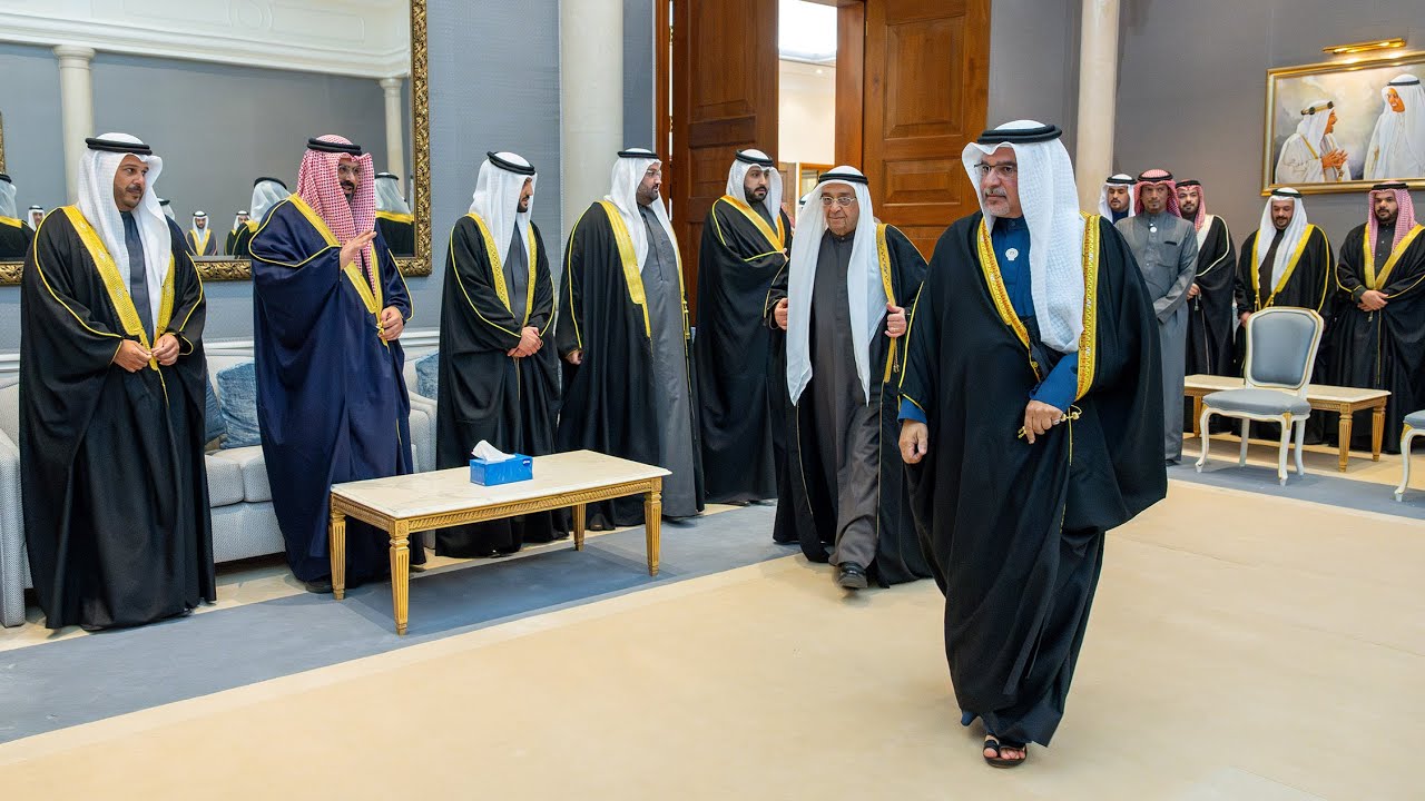 ‎سمو ولي العهد رئيس مجلس الوزراء خلال زيارته عدداً من المجالس الرمضانية