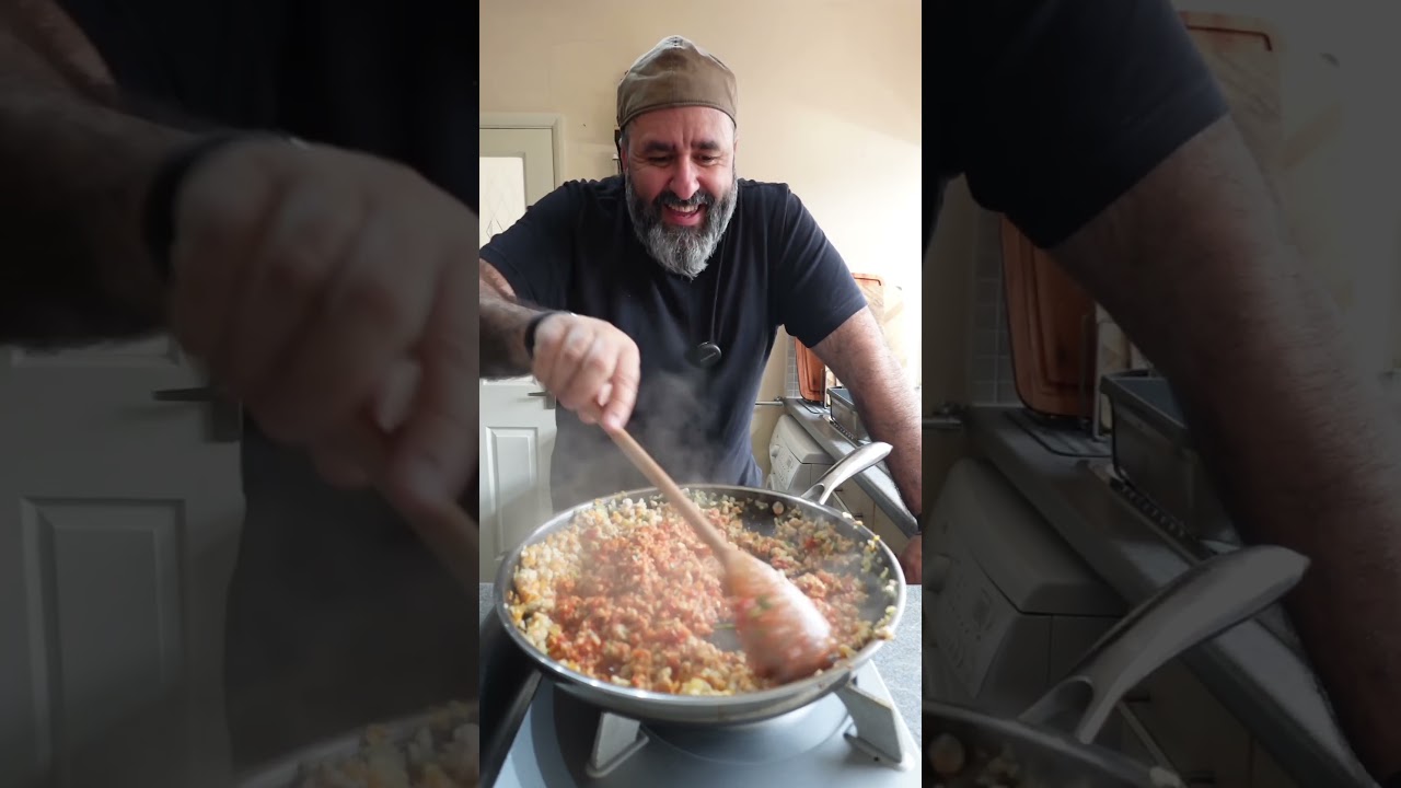 Musaca de pui, asta va propun astazi...usor de facut, rapid, si ieftin 👌