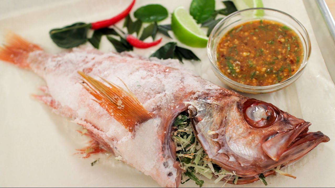 Рецепт рыбы в соляной корочке — Острая тайская кухня