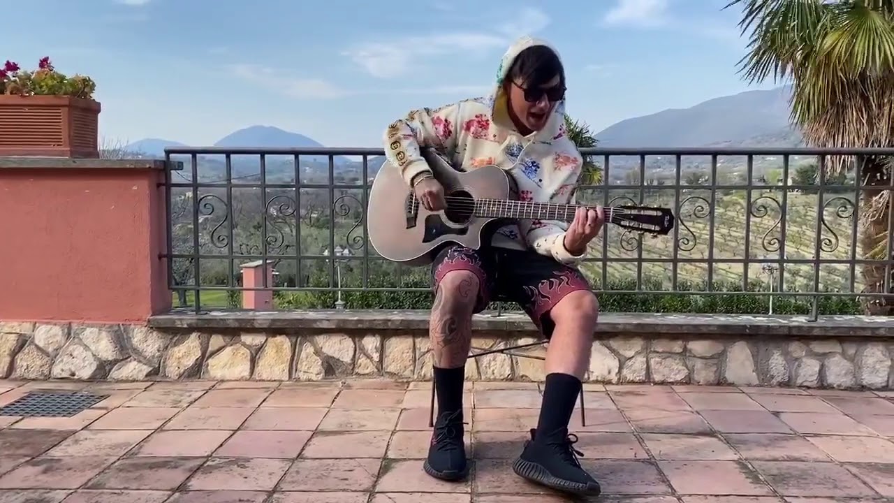 Ultimo Rondini al guinzaglio