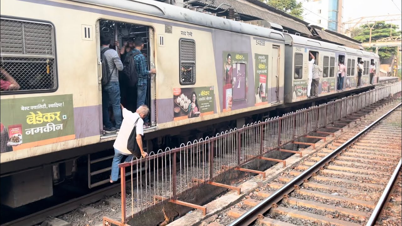 5.22 Kalyan Slow Local Train Arrival and Departure from Thane Station