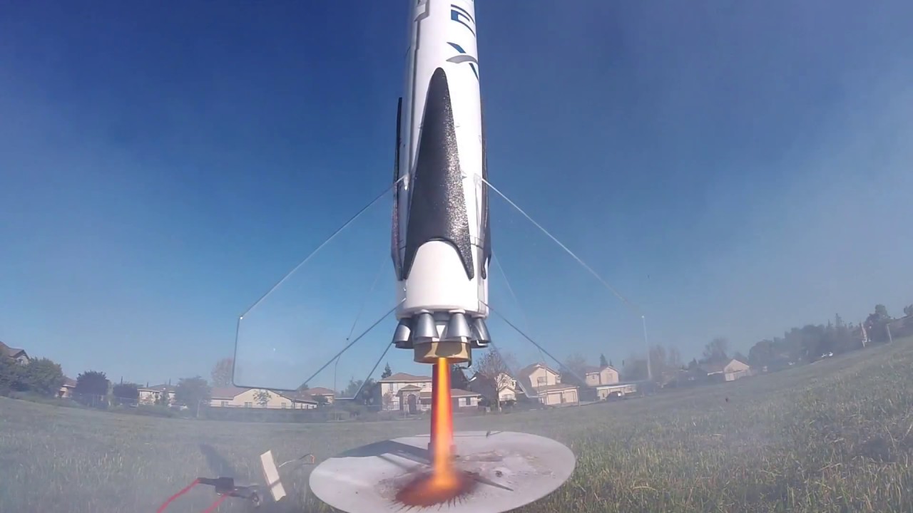 Epic Falcon 9 Model Rocket Launch