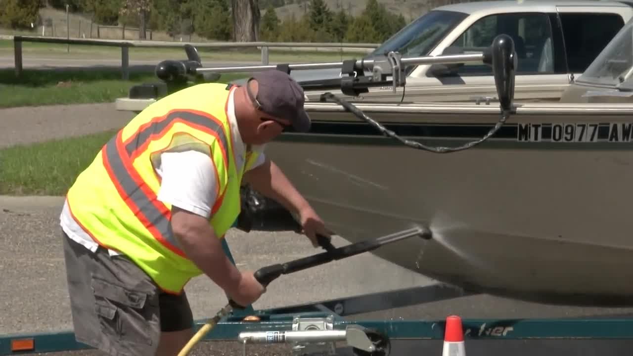 Watercraft inspection stations work to keep MT waters free of invasive species