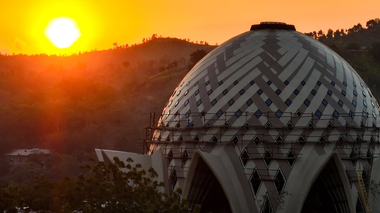 Papua New Guinea: Emerging House of Worship stands as a symbol of unity