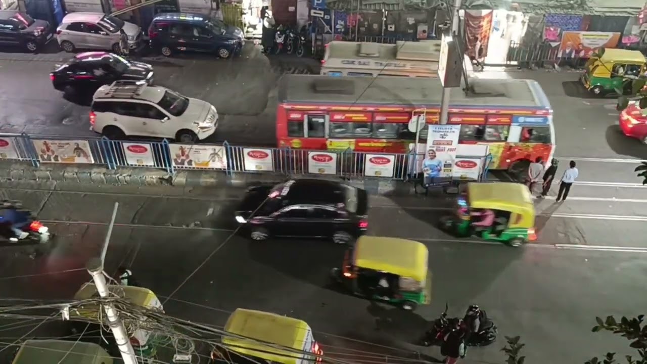 Live traffic#automobile #carsvehicles #sadak#travel#yttrending 