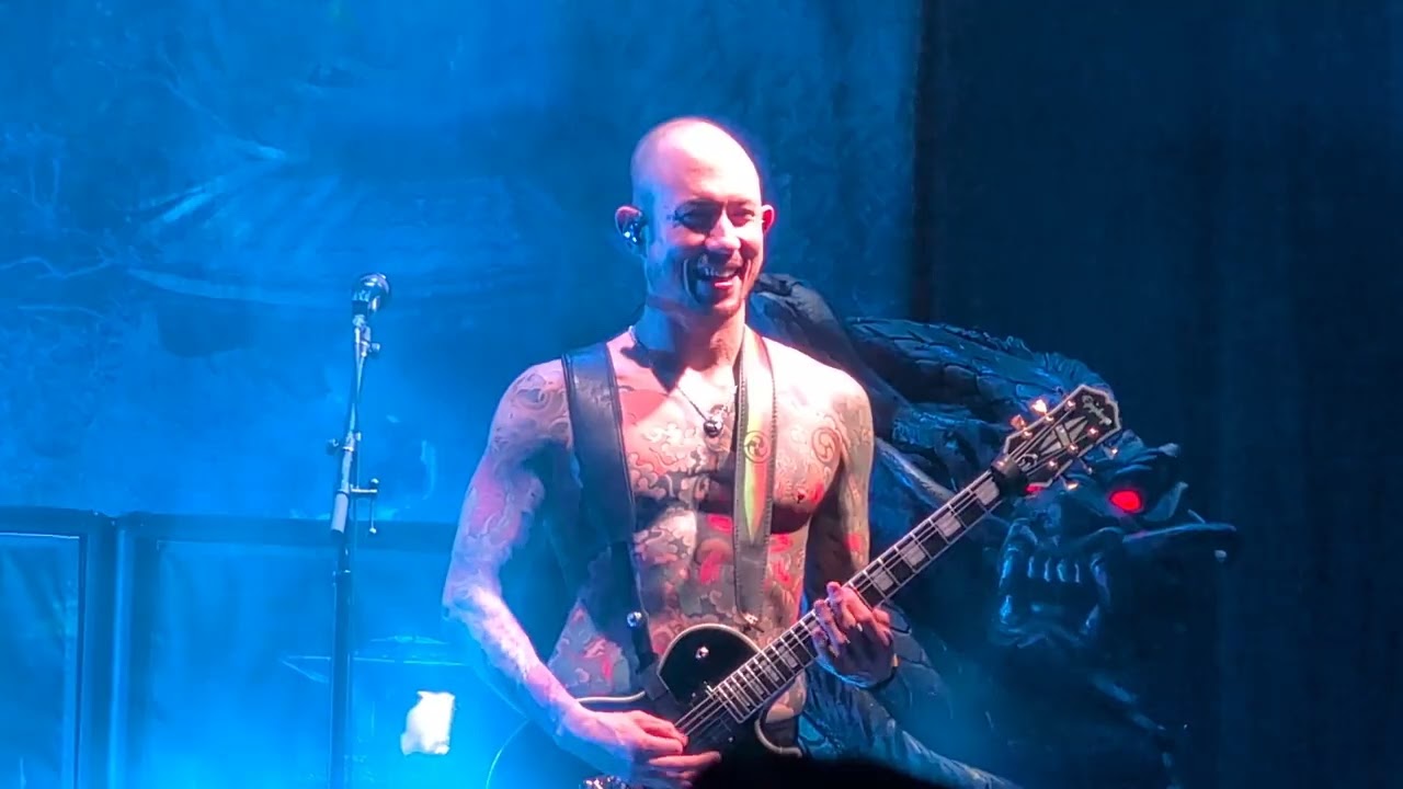 Trivium - In Waves [4K] live @ Stadthalle, Vienna