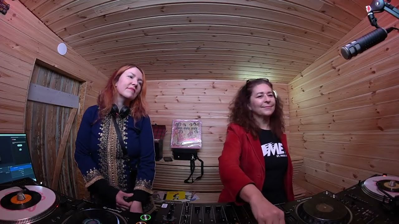 DJ BEATGIRL & DJ MORTICIA | SAUNA RADIO November 22, 2025