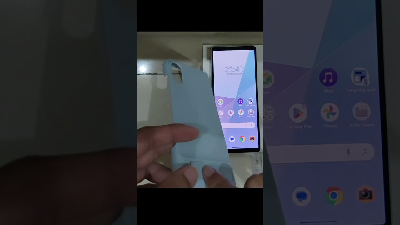 Mở hộp và trên tay Xperia 10VI 2024