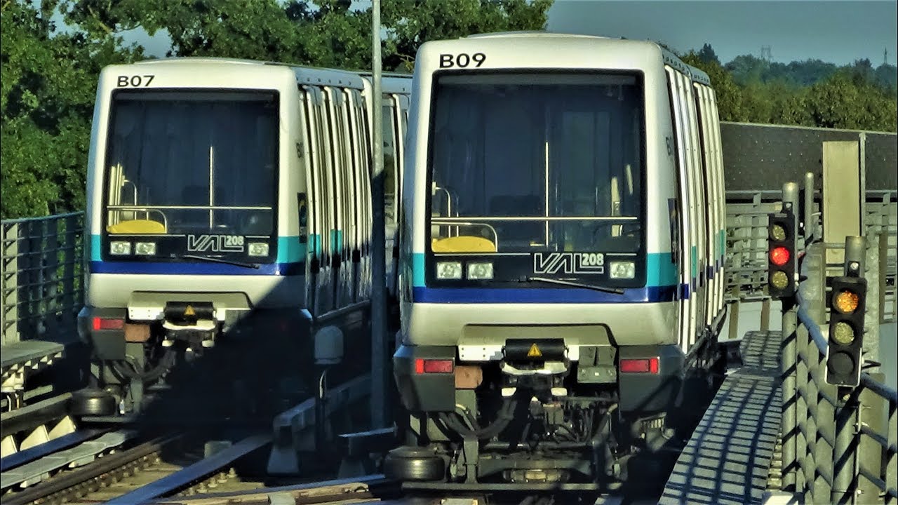Métro de Rennes - Ligne a, Val208 - Bretagne (France).
