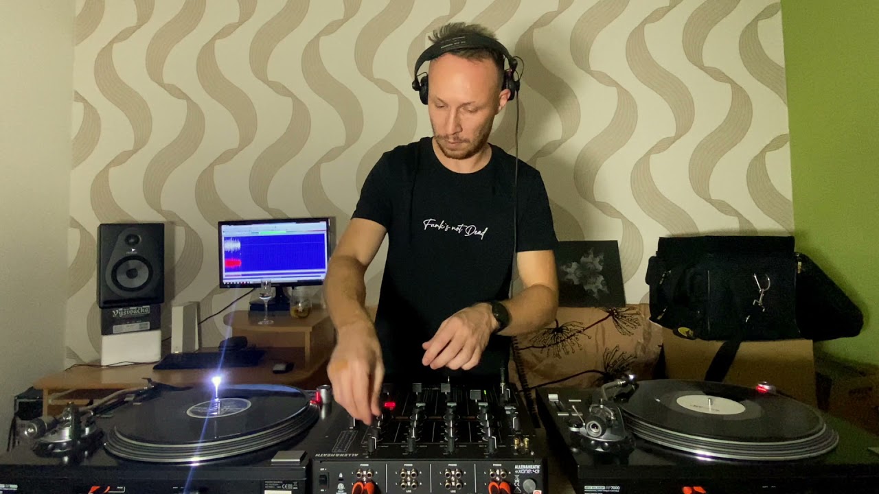 EPPO - Funk&rsquo;s Not Dead - House Vinyl Session - 20.11.2021