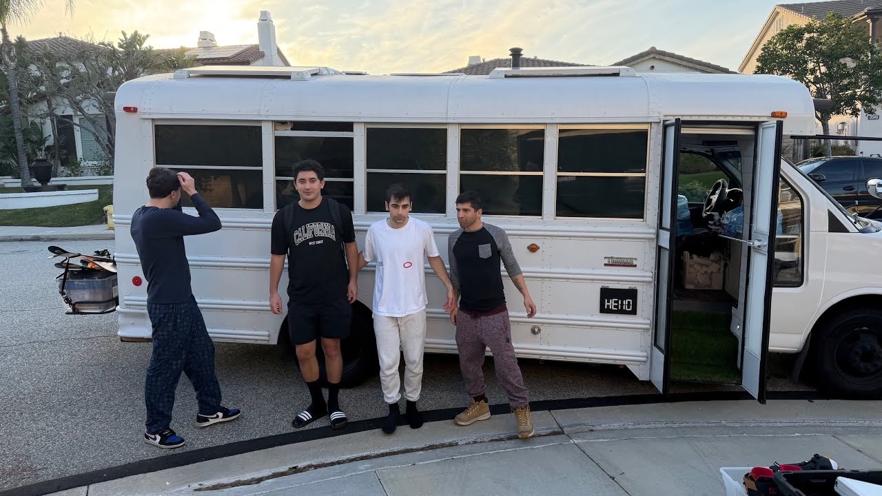 4 goobers 1 bus