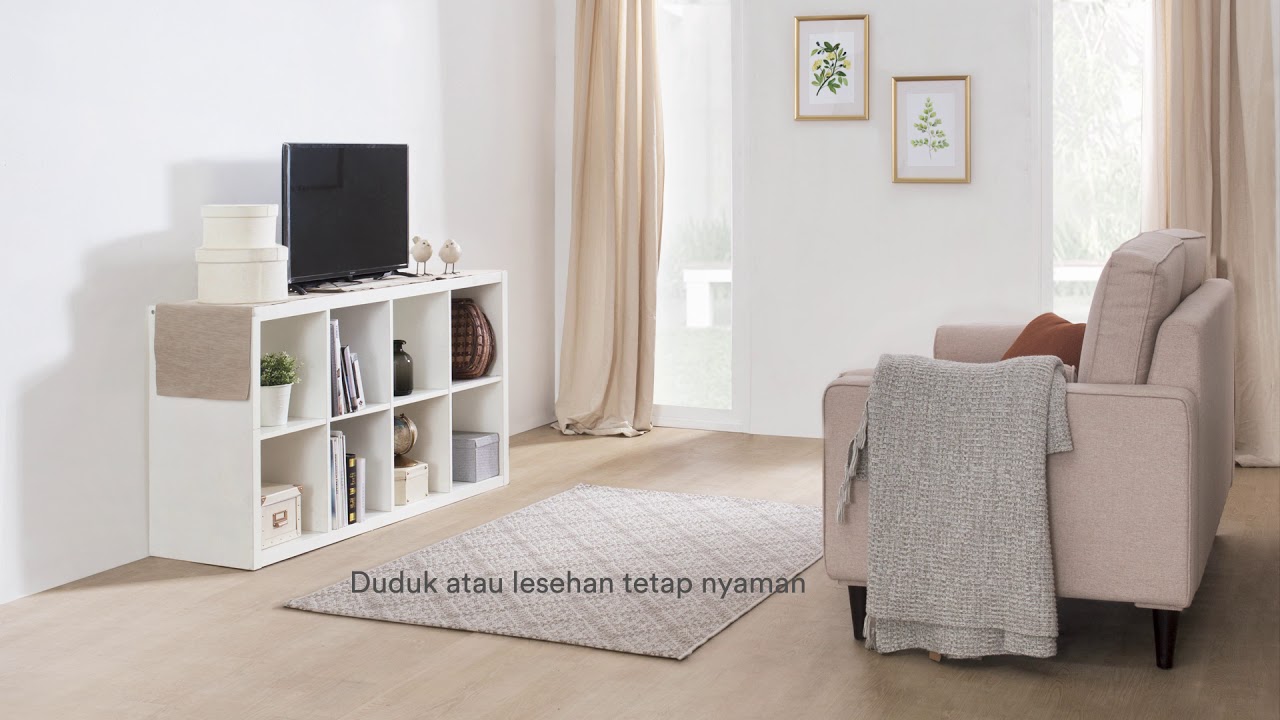 Ruang Keluarga Hangat Jadikan Tiap Momen Berharga - Dekoruma