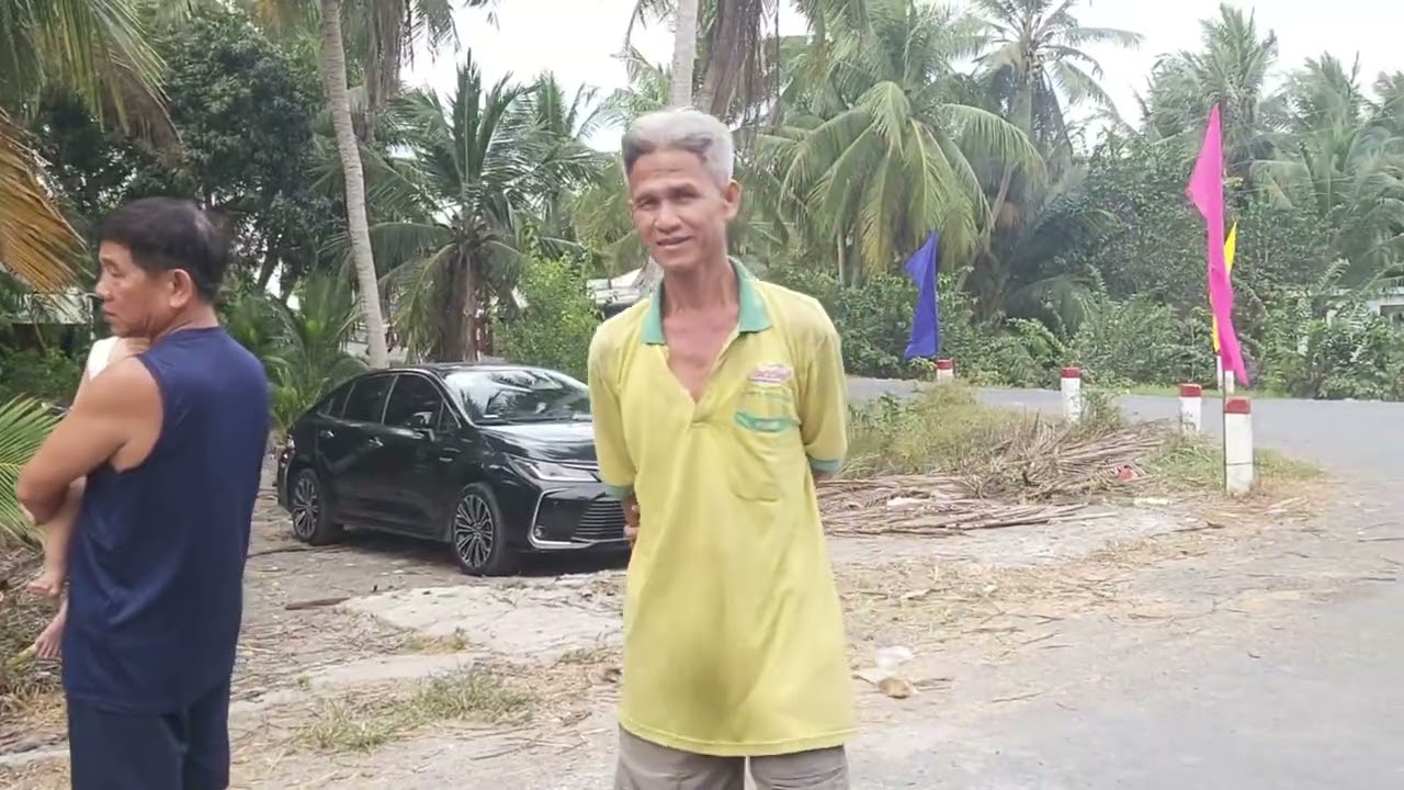 ấp kinh mới xã Hòa Bình làm cổng Chào 