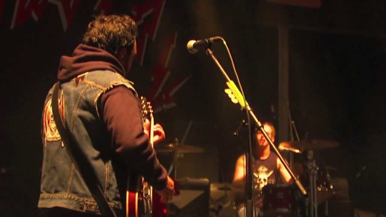Molotov - Hit Me (En Vivo)