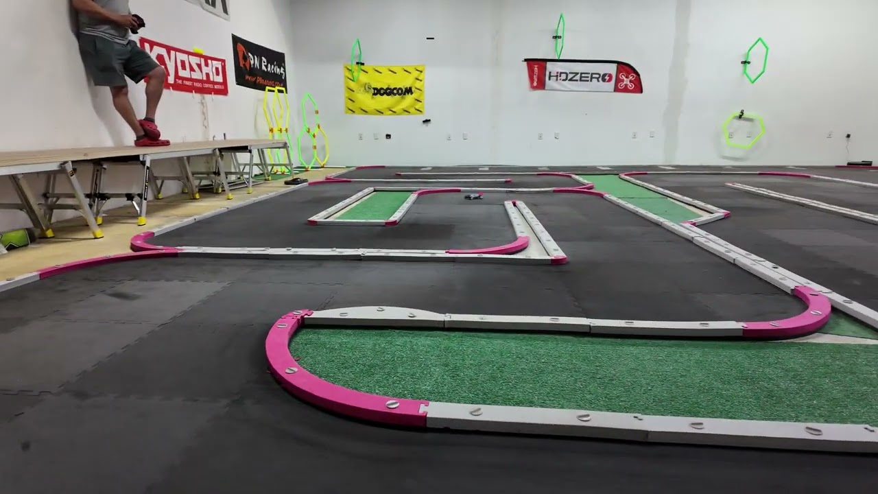 Losi Micro B 24 Scale Buggy First run and RACE