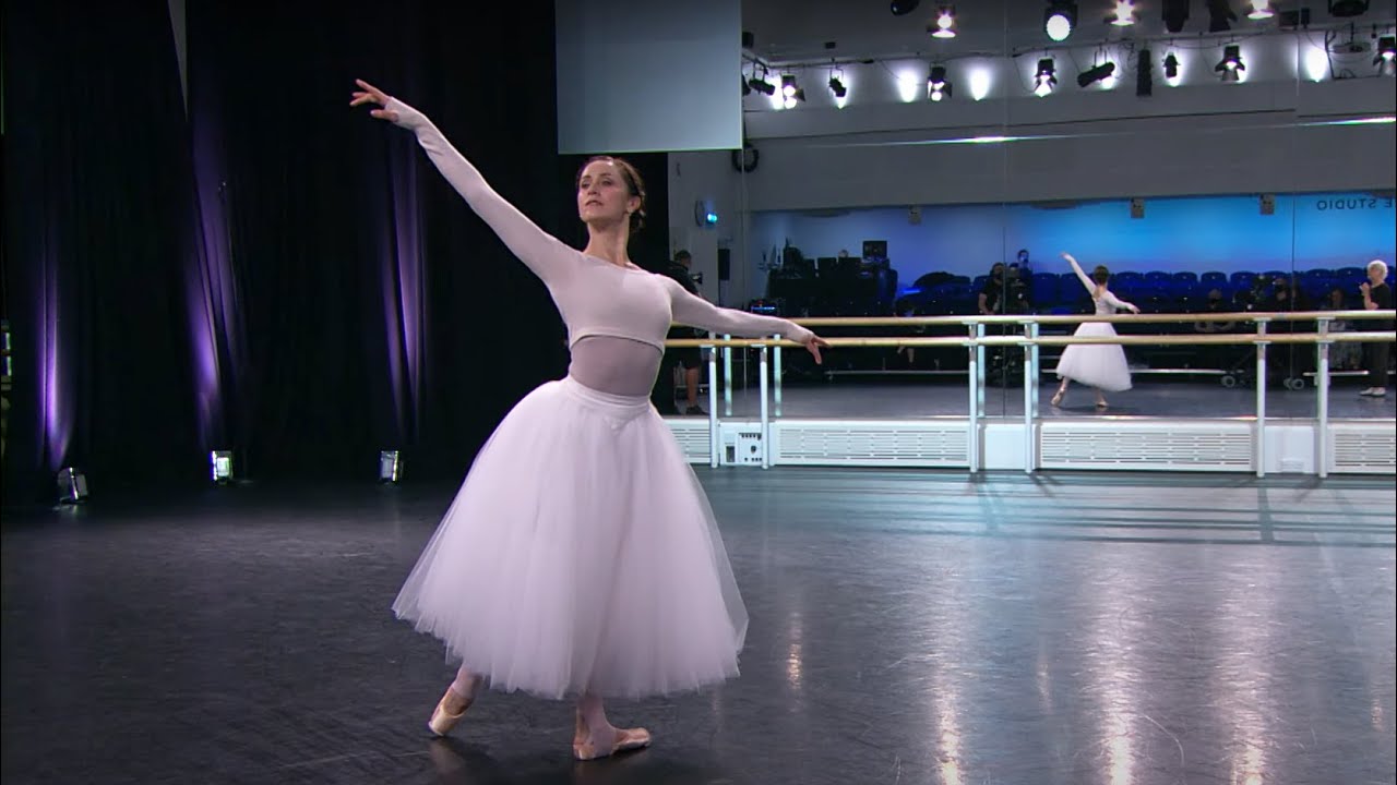 Марианела Нуньес репетирует «Жизель» Королевского балета #WorldBalletDay 2021
