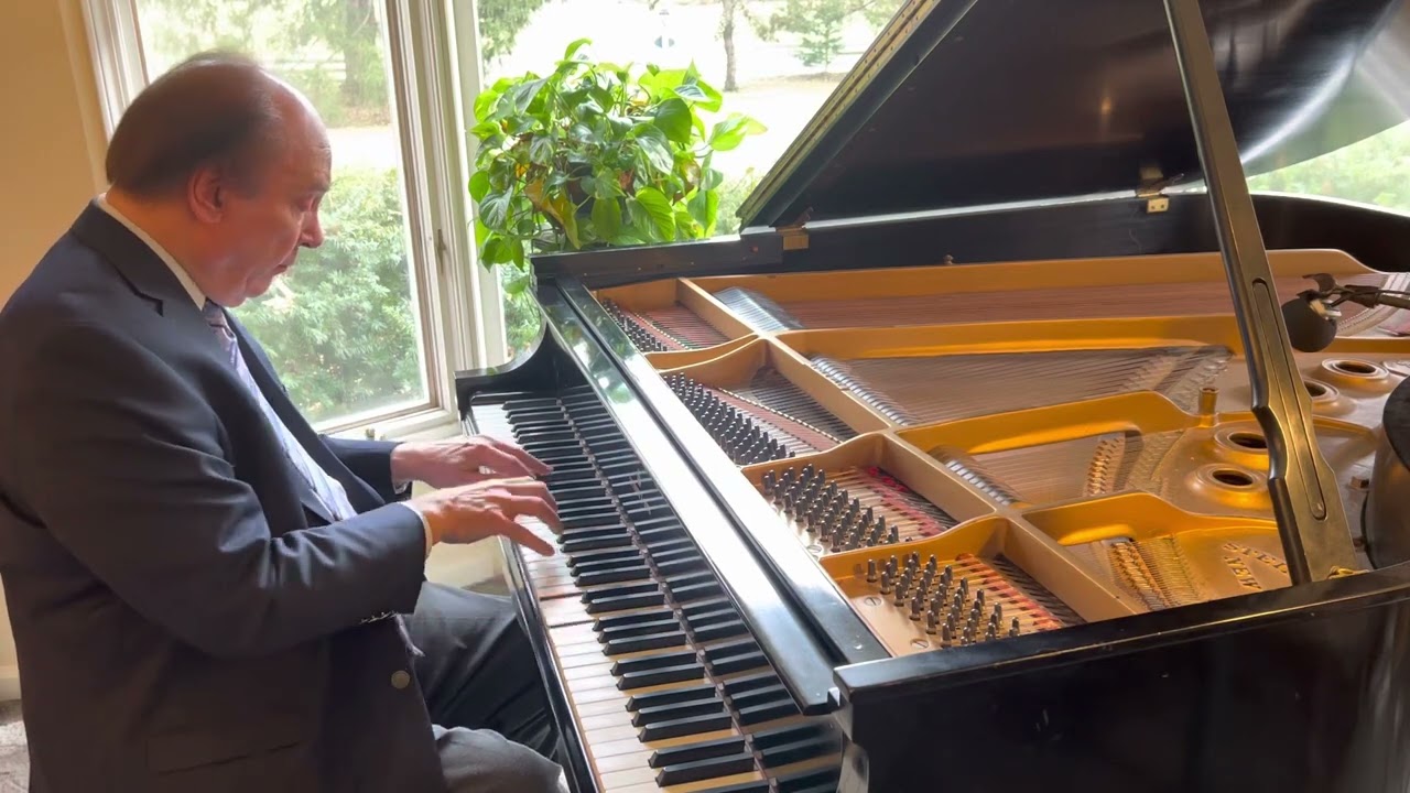 Lullaby of Broadway by Harry Warren – Improvised by pianist Charles Manning