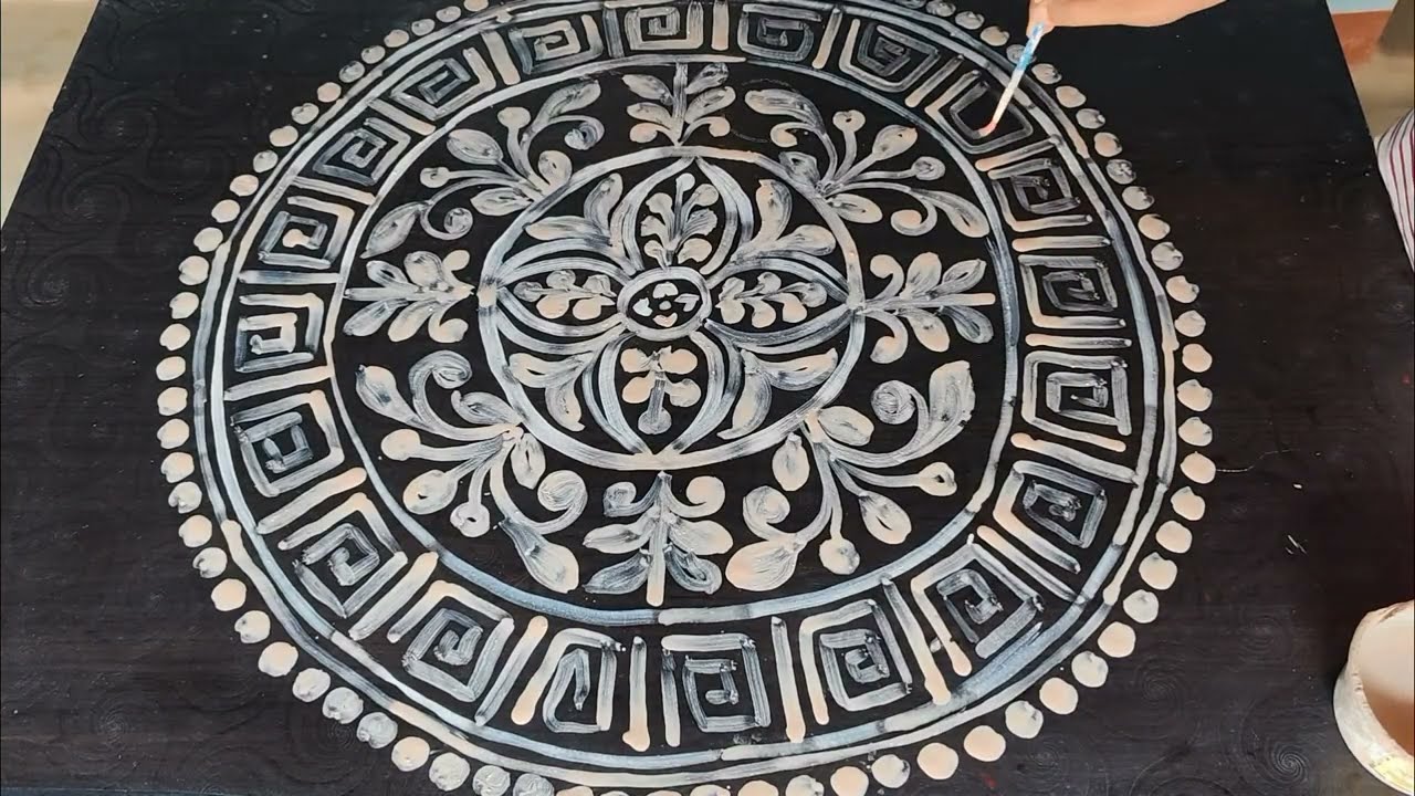 Round Alpona Art