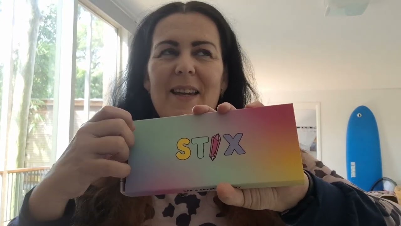 Unboxing and trying Bak'd Crystal Candy