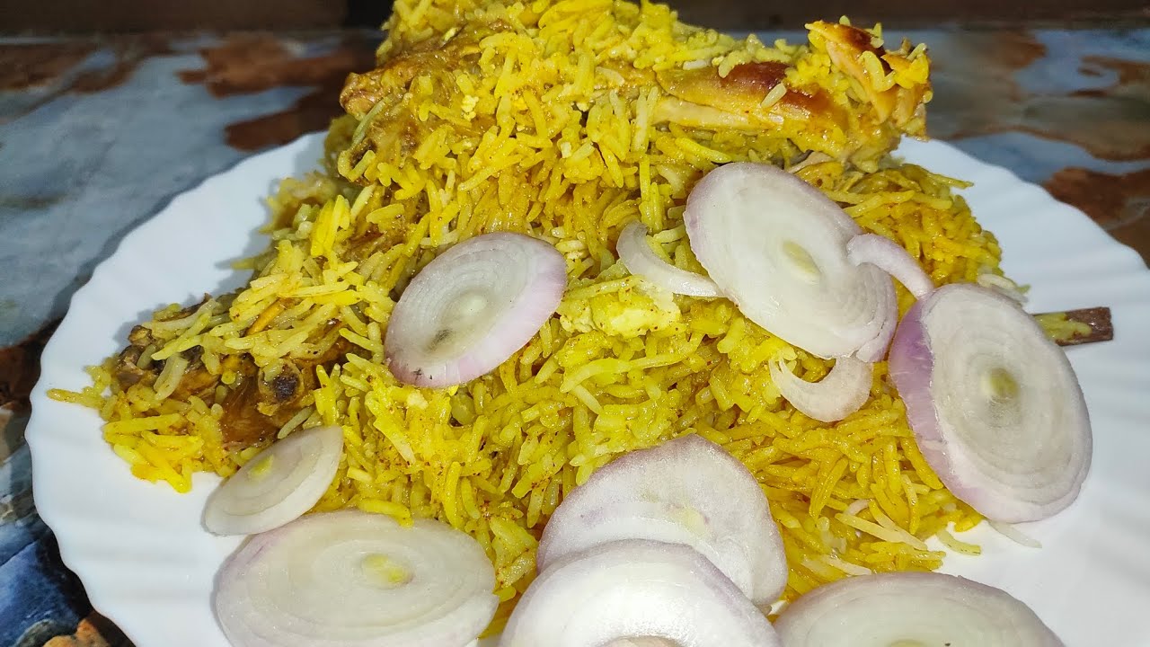 ঘরোয়া চিকেন বিরিয়ানি সহজ রেসিপি | Bengali Chicken Biryani Recipe | CookWithSourish 