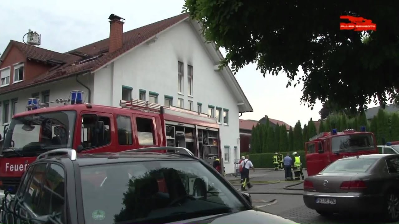 Wohnhausbrand in Gladenbach - Weidenhausen; zwei Schwerverletzte (28.06.2012)