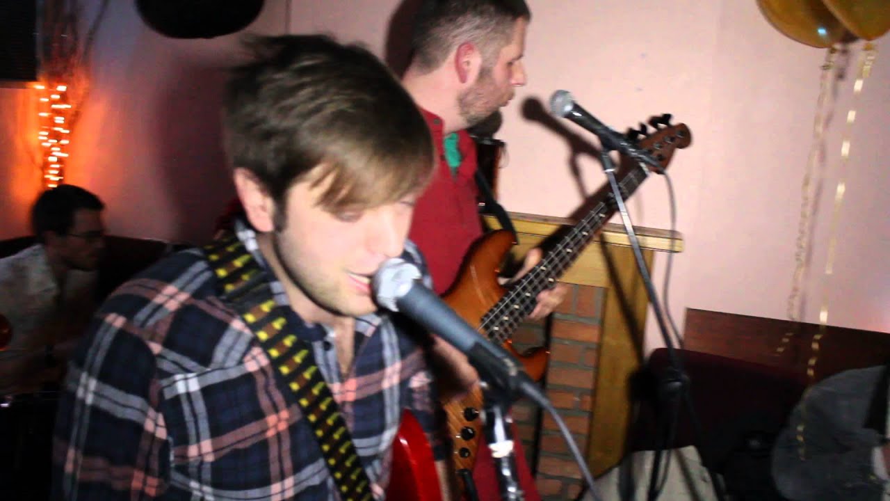 Më Merr Më Ndihmo, Bloody Foreigners at Cafe Koha, London, 18 February 2012