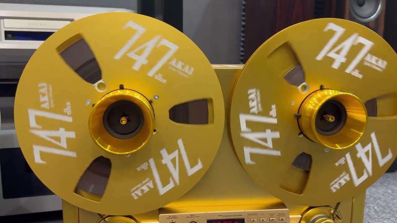 Đọ Sắc 2 Siêu Phẩm Akai 747 DBX Trắng & Gold Limited ! Mạ vàng thật 18k