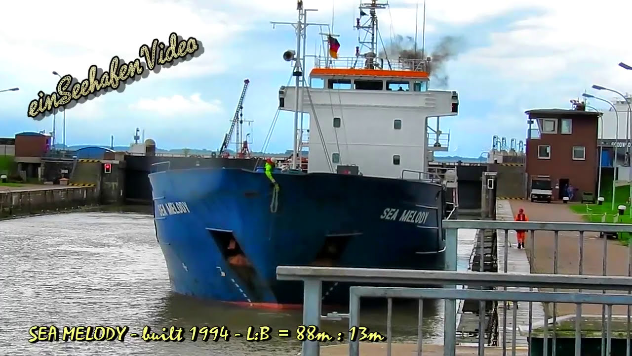 coaster SEA MELODY 8PAG7 IMO 9006382 Emden sealock cargo seaship merchant vessel KüMo