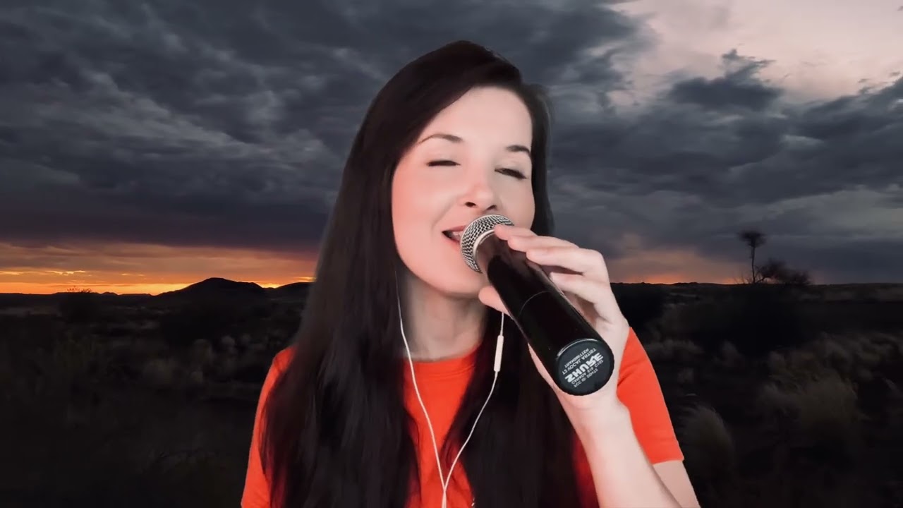 Landi sings cover of Sailor (home singing)