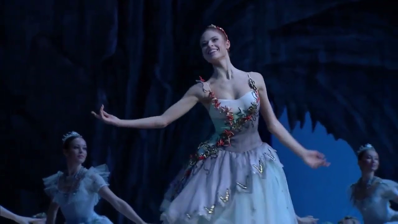 Anna Tikhomirova, Anna Okuneva, Daria Kokhlova. The Farao's Daughter. The Rivers Variations.