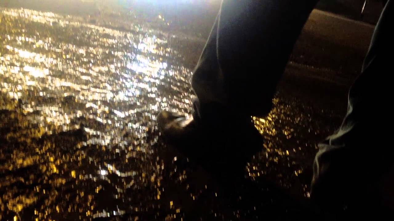 UNO Y SU SOMBRA // Habitante de la calle //