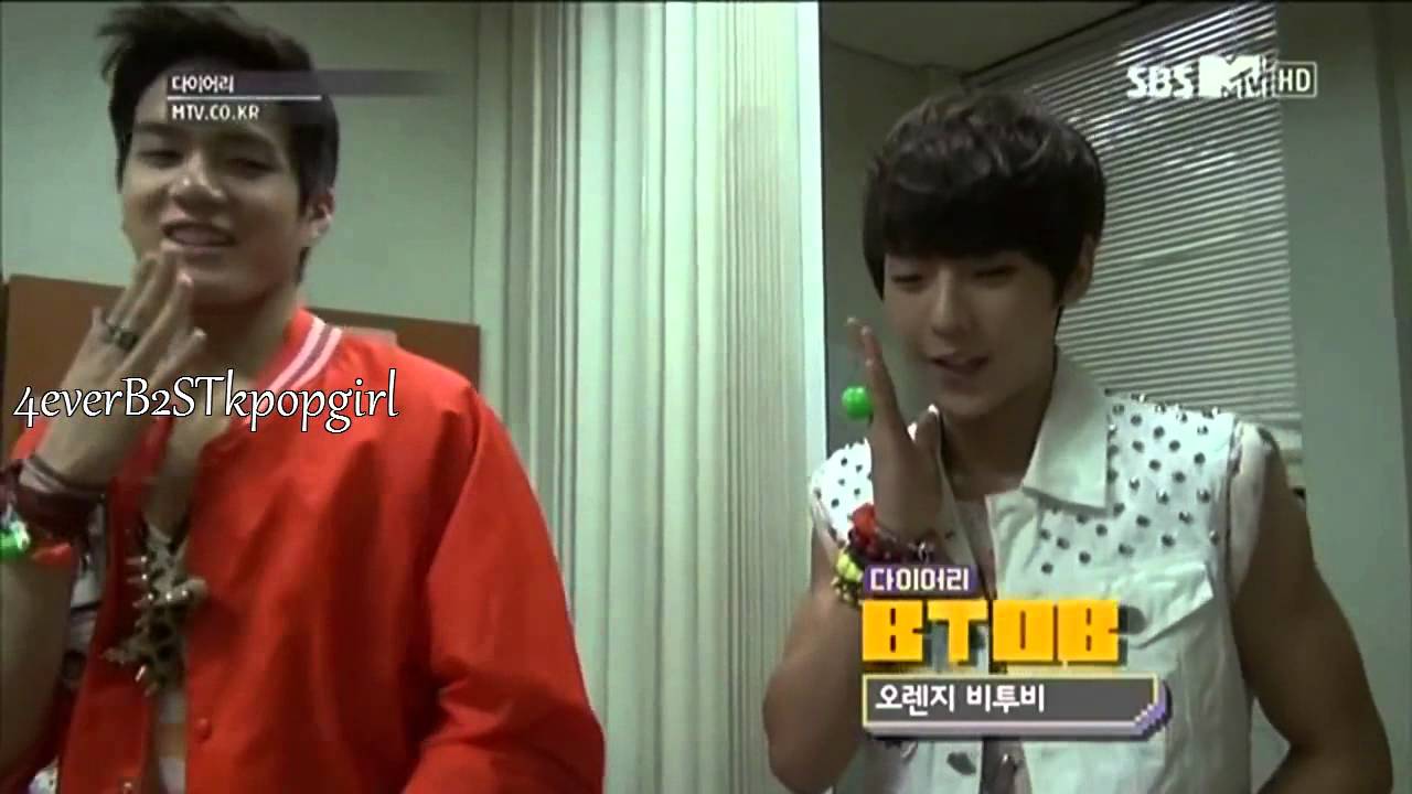 HD | BTOB MINHYUK + ILHOON + PENIEL dancing & singing Orange Caramel - Lipstick