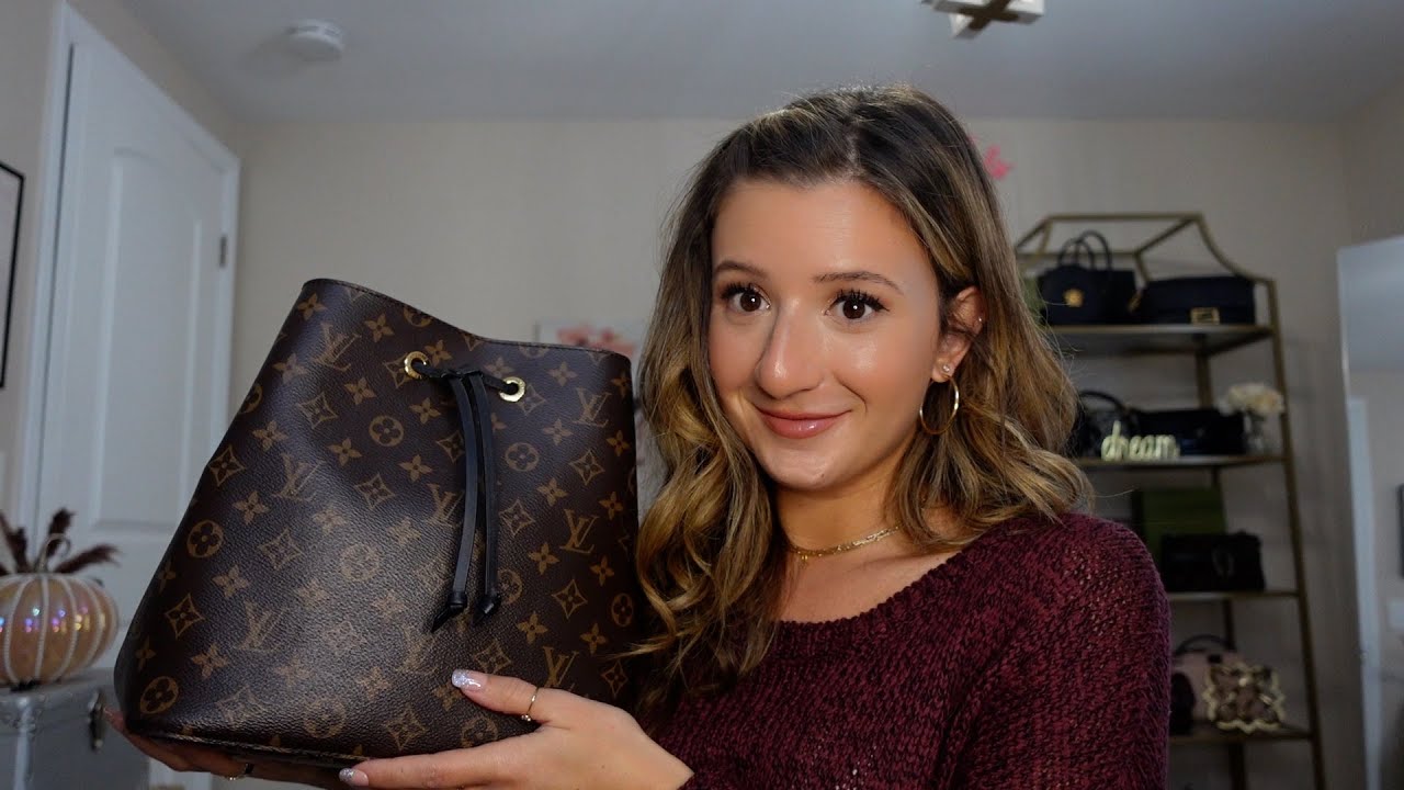 Обновленный обзор Louis Vuitton NeoNoe MM и что в моей сумке! Стоит ли оно своих денег?!