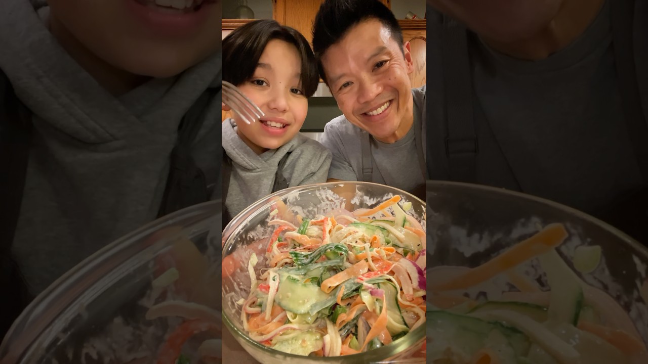 Crab Salad #crabsalad #kanisalad #seafoodsalad #saladrecipe #easysalad #easyrecipe #dinnerideas