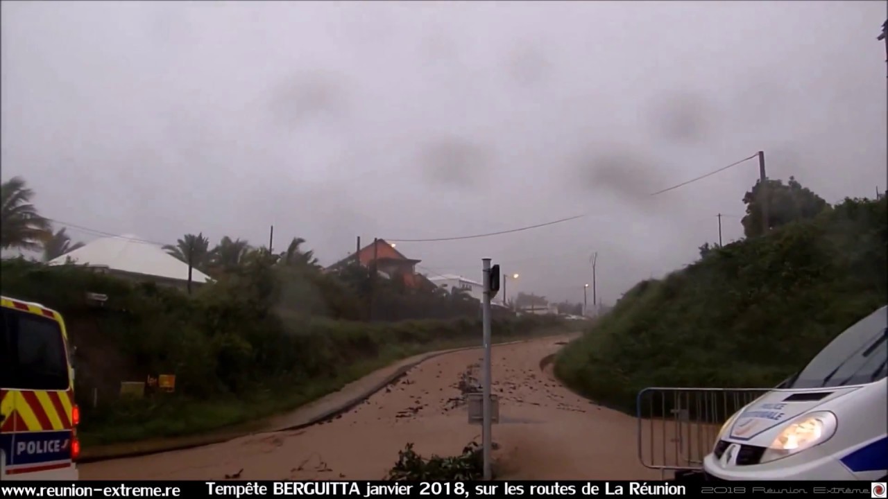Tempête BERGUITTA - Sur les routes de La Réunion - Janvier 2018