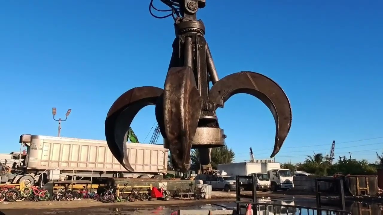 Cutting & Cushing Scrap in Miami