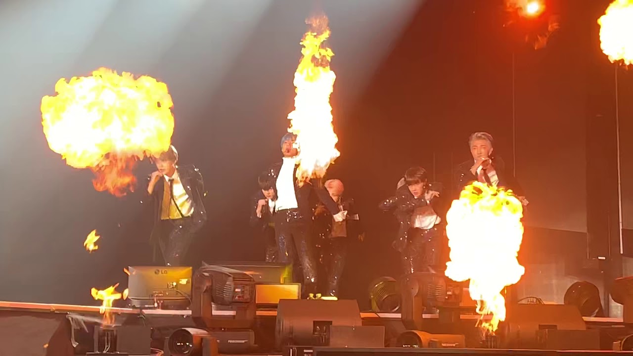 BTS WORLD TOUR LOVE YOURSELF HONG KONG 200319 - IDOL FANCAM