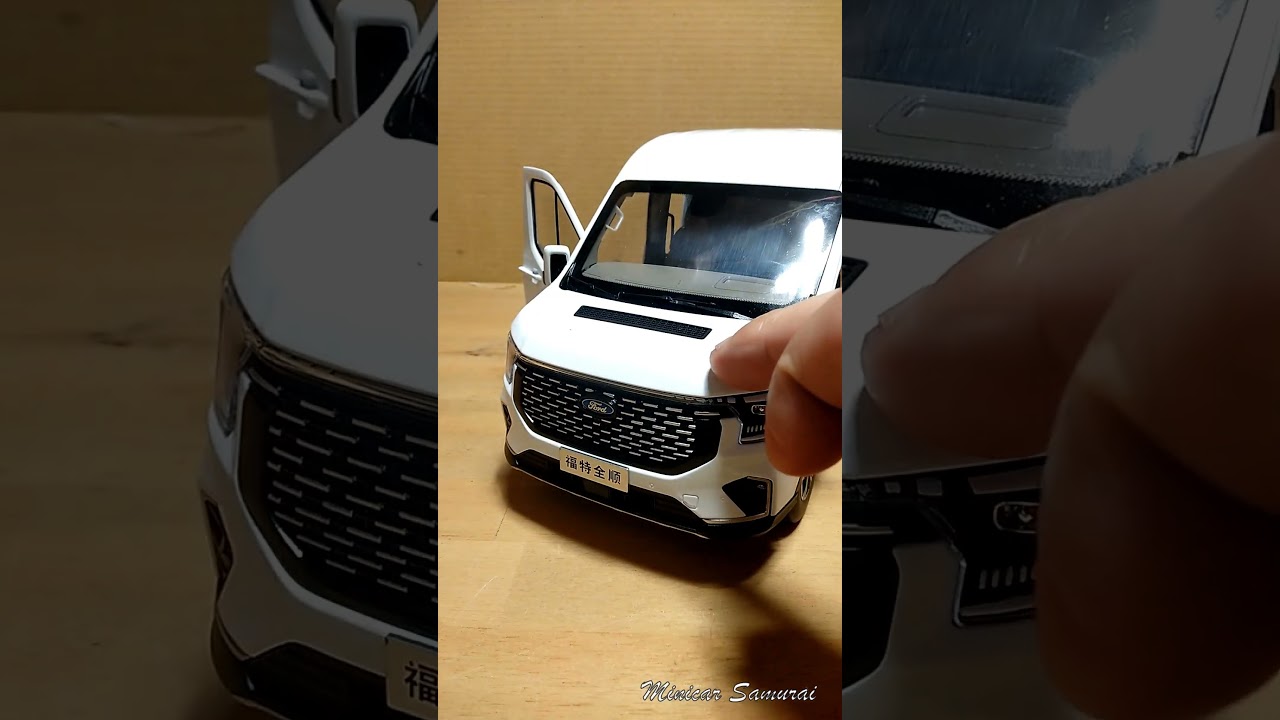 Ford Transit diecast model car close door #car #automobile #diecast #toys