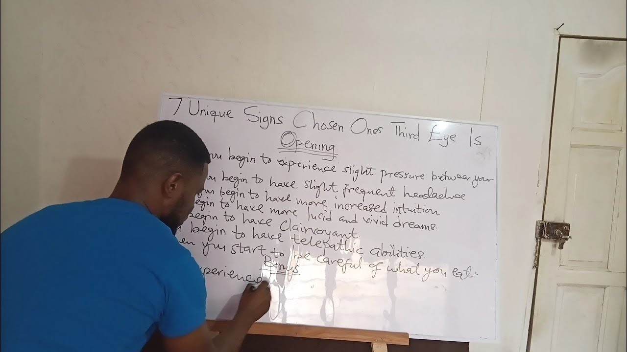 7 Unique Signs Chosen Ones Third Eye 👁️ Is Opening