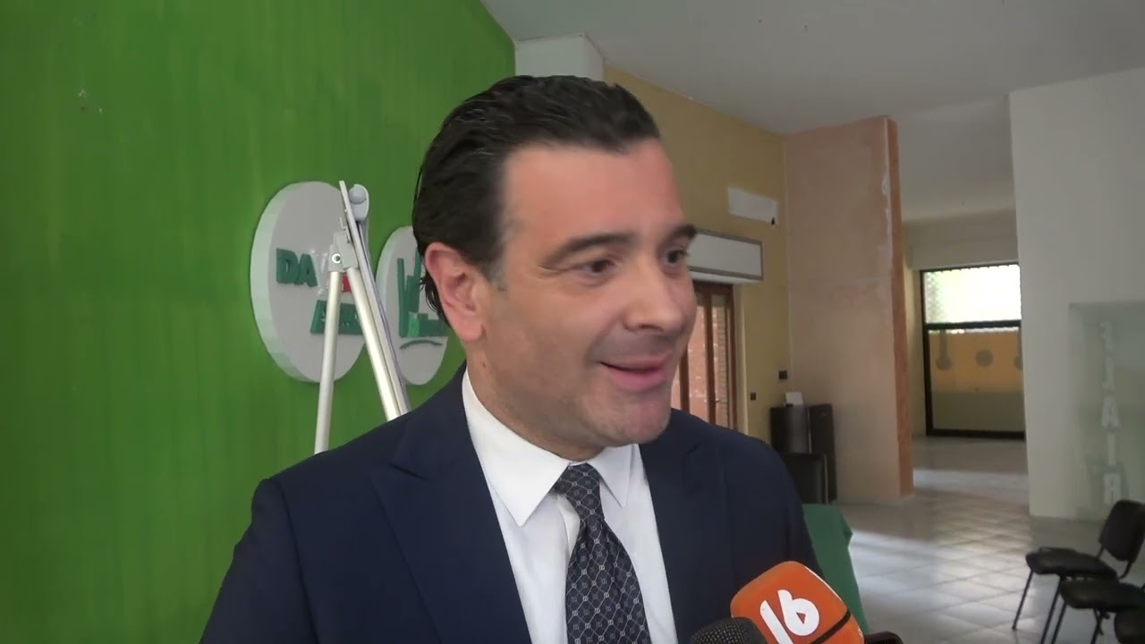 Nargi sempre pi&ugrave; in bilico, Festa: 