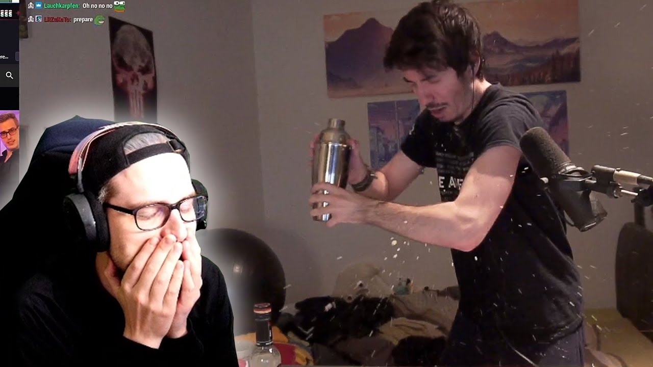 Wannabe bartender reacts to @ItsVeX making his OWN cocktail?