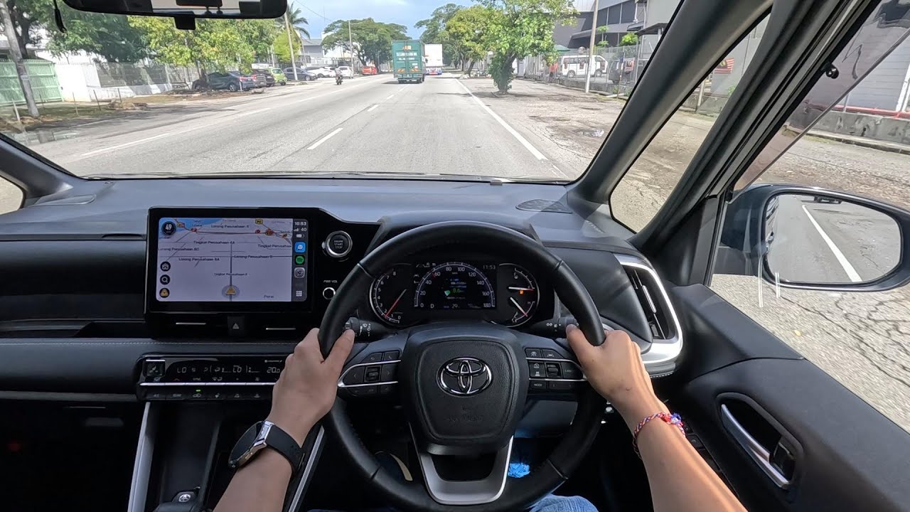 2022 Toyota Noah 2.0 AT SZ Spec | Day Time POV Test Drive
