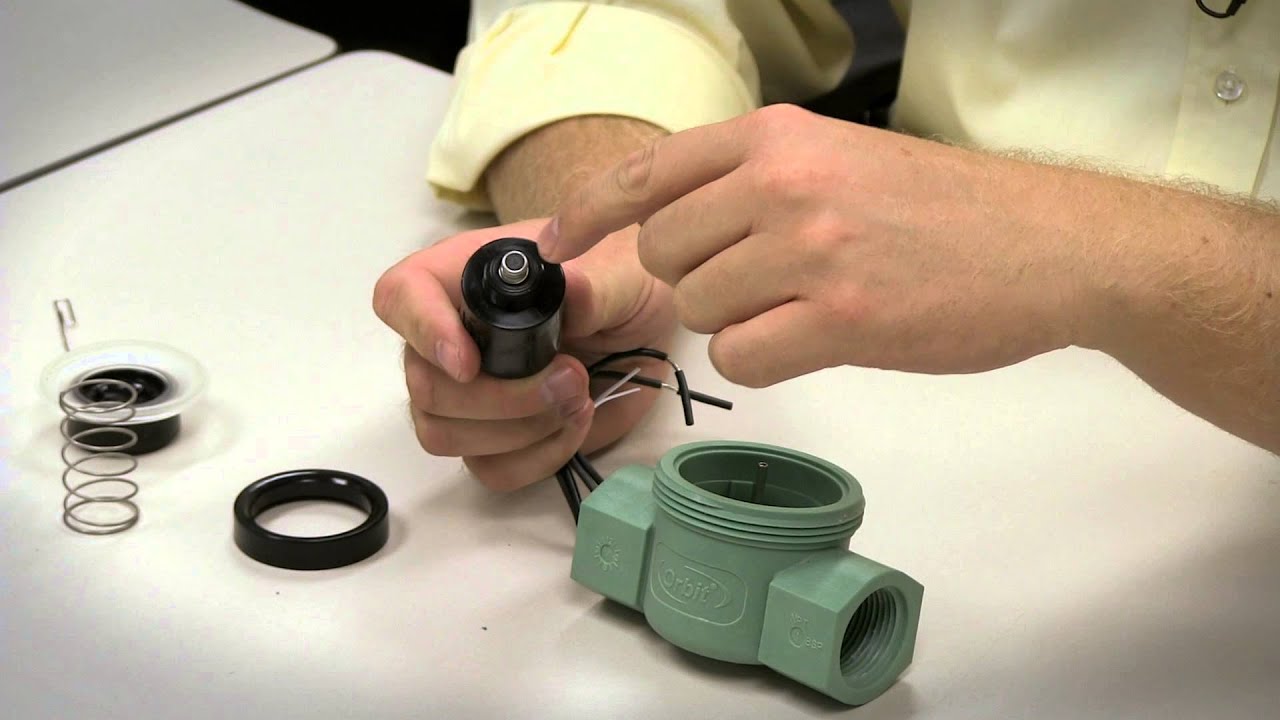 How to Disassemble A Jar Top Sprinkler Valve